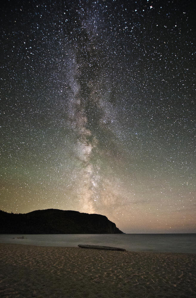 Algoma-Beaches-OldWomanBay-Night-Stars_0.jpg